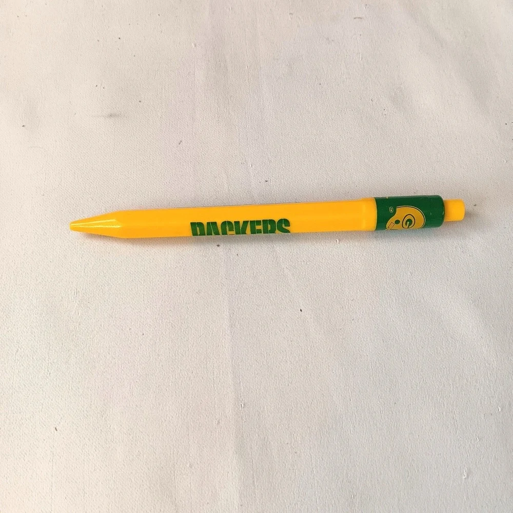Green Bay Packers NFL Football Logo‎ Yellow Green Click Pen Writing Pen Souvenir